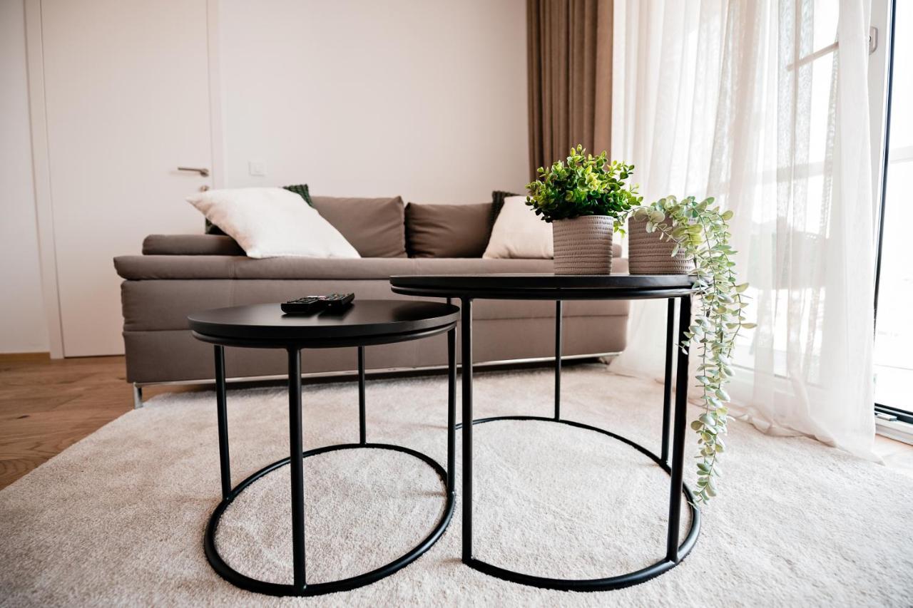 Sodoben Apartma V Centru Ljubljane Любляна Екстериор снимка